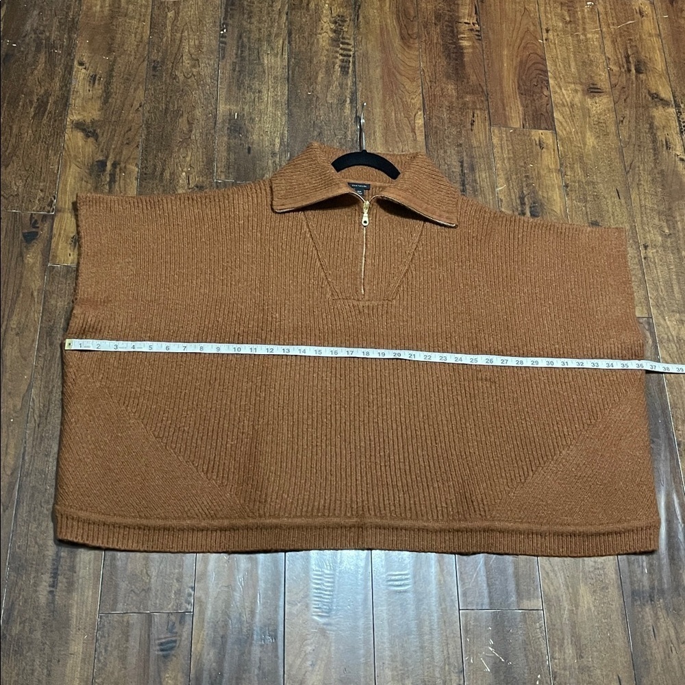 Ann Taylor Ribbed Zip Poncho Sweater Size XS/S
Wool Blend - Picture 8 of 10